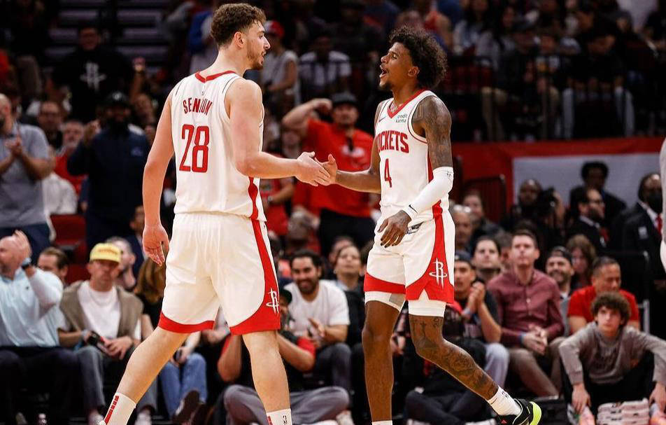 穆古鲁扎关键时刻夺冠，德国队助力球队获胜！