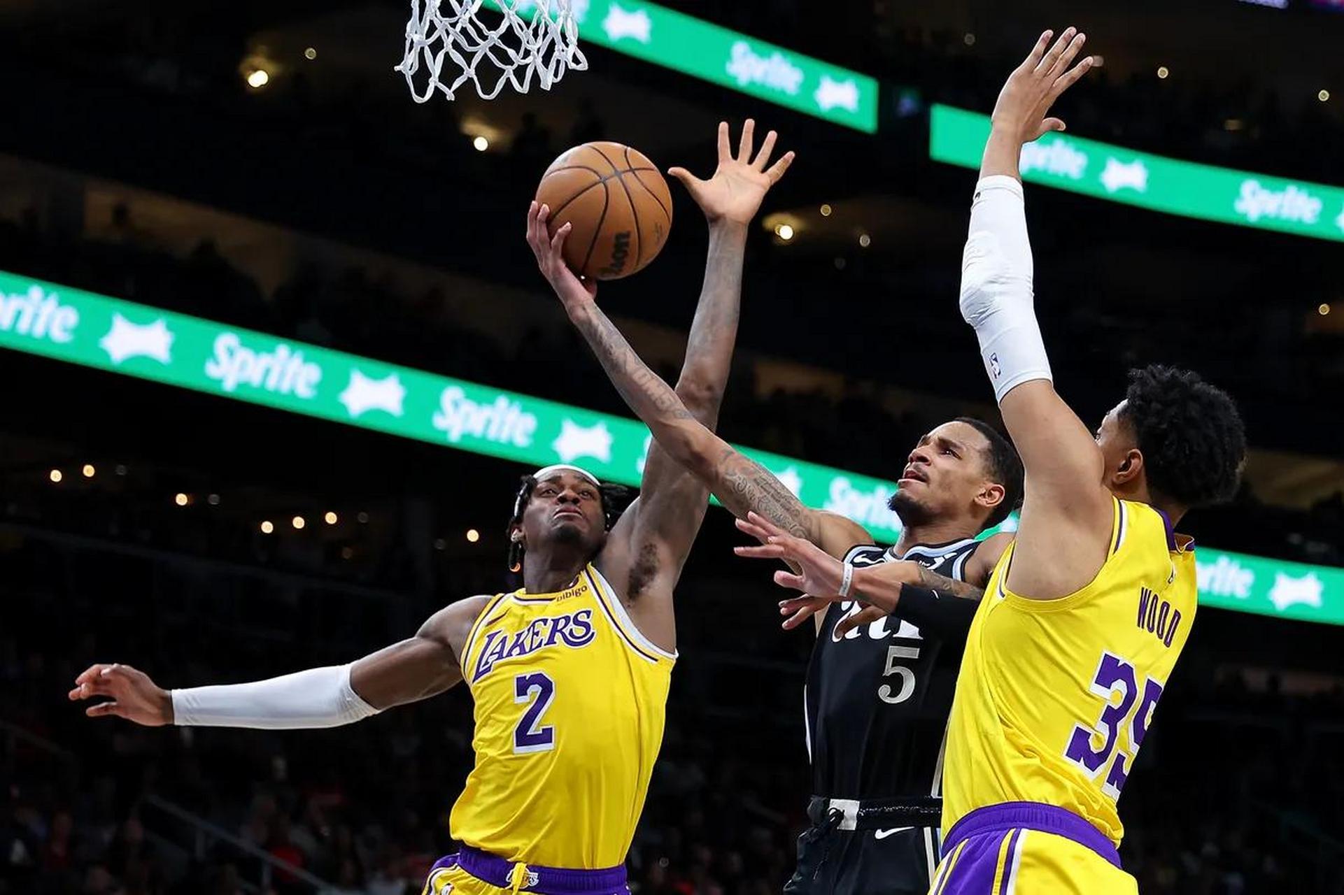 穆雷在篮网比赛中刷新纪录，绝杀引发热议！