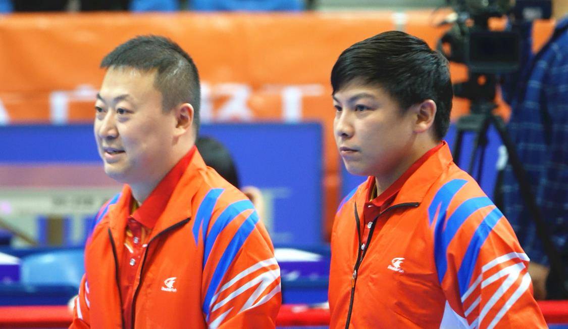 包含JackeyLove遭遇十连败，C9教练面临压力！的词条